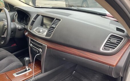 Nissan Teana, 2010 год, 955 000 рублей, 7 фотография