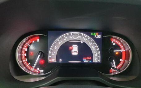Toyota RAV4, 2022 год, 2 240 000 рублей, 11 фотография