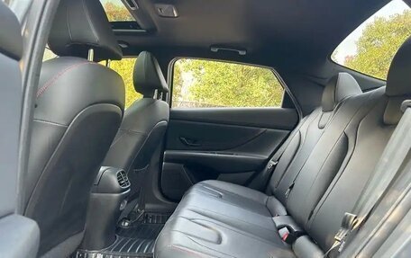Hyundai Elantra, 2024 год, 1 850 000 рублей, 16 фотография