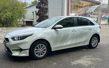 KIA cee'd III, 2022 год, 2 150 000 рублей, 9 фотография