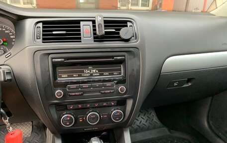 Volkswagen Jetta VI, 2012 год, 1 050 000 рублей, 8 фотография