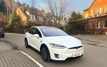 Tesla Model X I, 2016 год, 3 100 000 рублей, 13 фотография