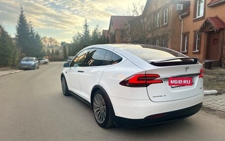 Tesla Model X I, 2016 год, 3 100 000 рублей, 9 фотография