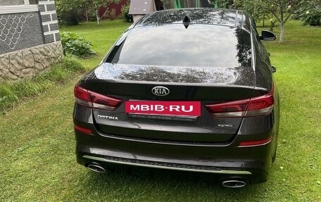 KIA Optima IV, 2018 год, 2 550 000 рублей, 8 фотография