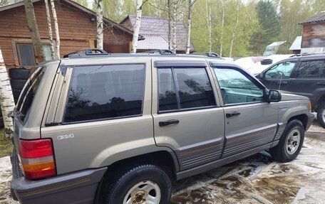Jeep Grand Cherokee, 1995 год, 360 000 рублей, 2 фотография