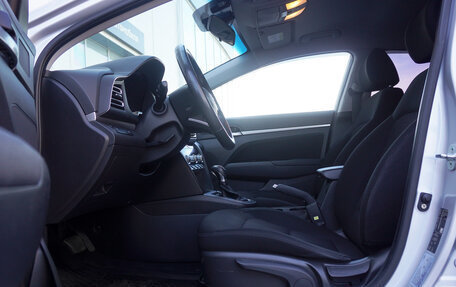 Hyundai Elantra VI рестайлинг, 2019 год, 1 616 000 рублей, 9 фотография