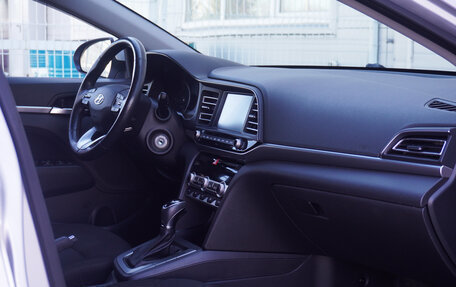Hyundai Elantra VI рестайлинг, 2019 год, 1 616 000 рублей, 19 фотография