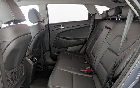 Hyundai Tucson III, 2019 год, 2 300 000 рублей, 2 фотография