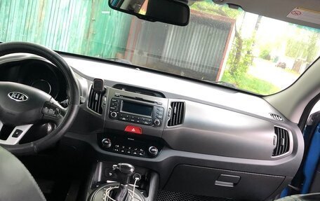 KIA Sportage III, 2010 год, 943 500 рублей, 11 фотография