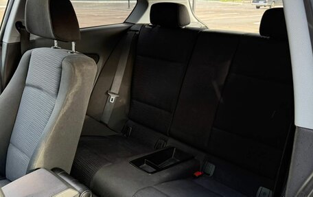 BMW 1 серия, 2011 год, 1 300 000 рублей, 14 фотография