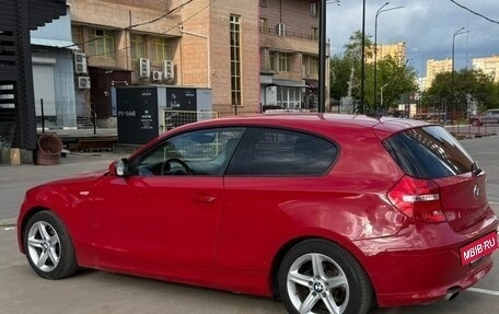 BMW 1 серия, 2011 год, 1 300 000 рублей, 13 фотография