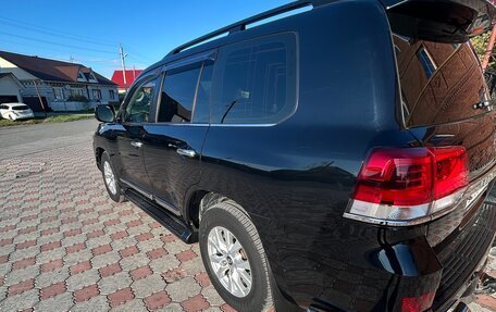 Toyota Land Cruiser 200, 2015 год, 5 200 000 рублей, 5 фотография