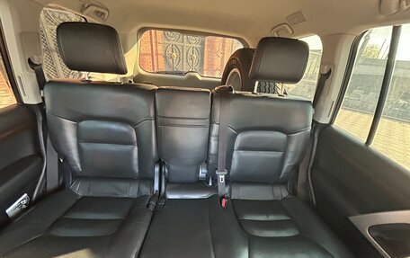 Toyota Land Cruiser 200, 2015 год, 5 200 000 рублей, 16 фотография