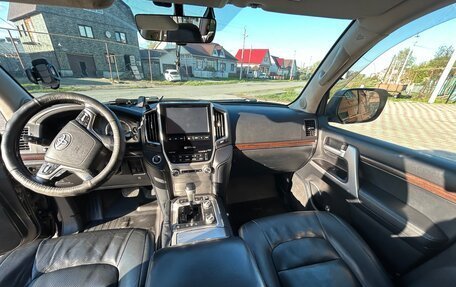 Toyota Land Cruiser 200, 2015 год, 5 200 000 рублей, 14 фотография