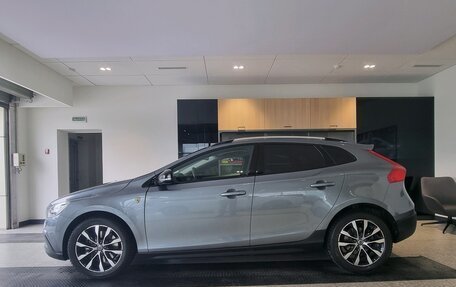 Volvo V40 II рестайлинг, 2018 год, 1 950 000 рублей, 7 фотография
