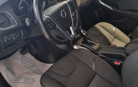 Volvo V40 II рестайлинг, 2018 год, 1 950 000 рублей, 9 фотография