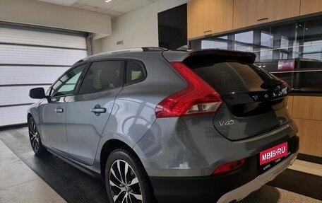 Volvo V40 II рестайлинг, 2018 год, 1 950 000 рублей, 6 фотография