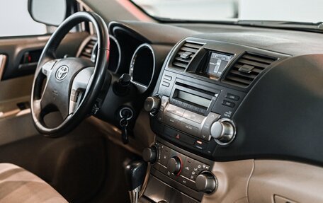 Toyota Highlander III, 2008 год, 1 645 000 рублей, 10 фотография