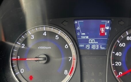 Hyundai Solaris II рестайлинг, 2013 год, 800 000 рублей, 8 фотография
