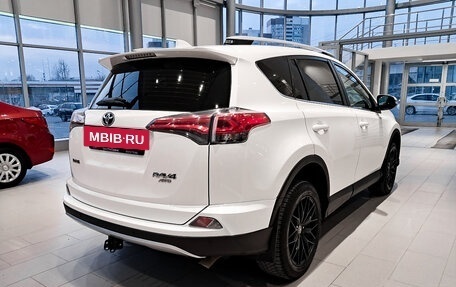 Toyota RAV4, 2016 год, 2 079 000 рублей, 6 фотография