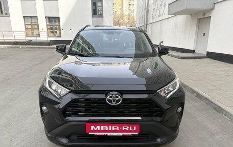 Toyota RAV4, 2021 год, 3 635 000 рублей, 5 фотография