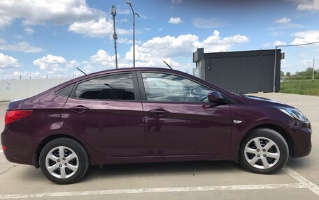 Hyundai Solaris II рестайлинг, 2013 год, 900 000 рублей, 9 фотография