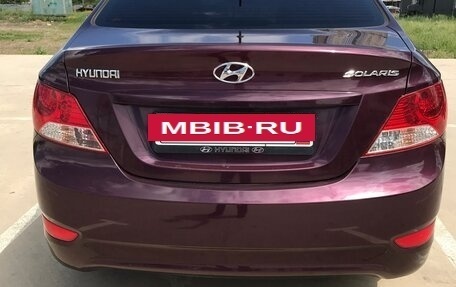 Hyundai Solaris II рестайлинг, 2013 год, 900 000 рублей, 2 фотография