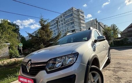 Renault Sandero II рестайлинг, 2017 год, 1 000 000 рублей, 5 фотография
