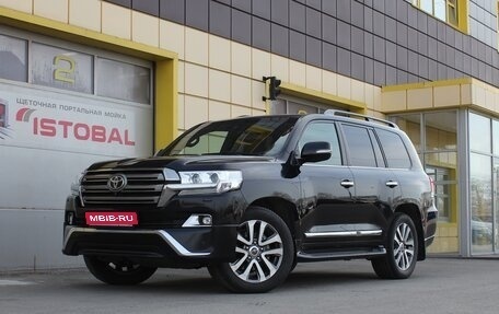 Toyota Land Cruiser 200, 2016 год, 5 995 000 рублей, 1 фотография