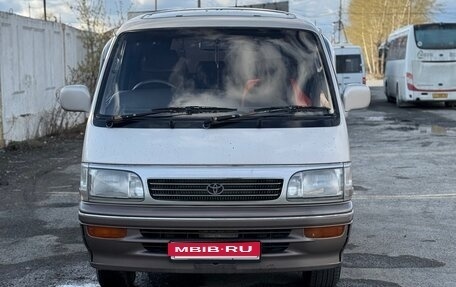 Toyota HiAce H100, 1996 год, 620 000 рублей, 1 фотография