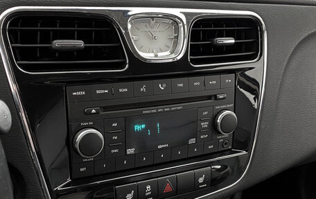 Chrysler 200 II, 2013 год, 949 000 рублей, 18 фотография