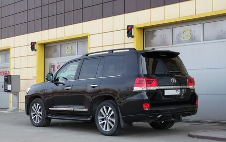 Toyota Land Cruiser 200, 2016 год, 5 995 000 рублей, 4 фотография