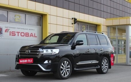Toyota Land Cruiser 200, 2016 год, 5 995 000 рублей, 2 фотография