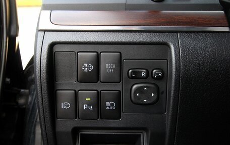 Toyota Land Cruiser 200, 2016 год, 5 995 000 рублей, 21 фотография