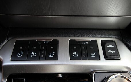 Toyota Land Cruiser 200, 2016 год, 5 995 000 рублей, 31 фотография