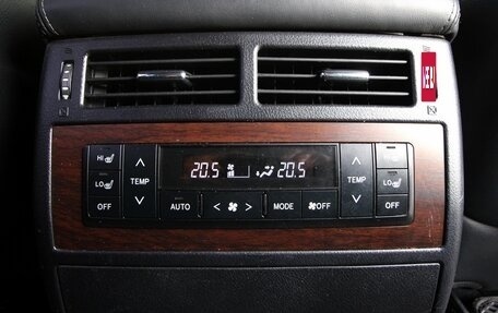 Toyota Land Cruiser 200, 2016 год, 5 995 000 рублей, 33 фотография