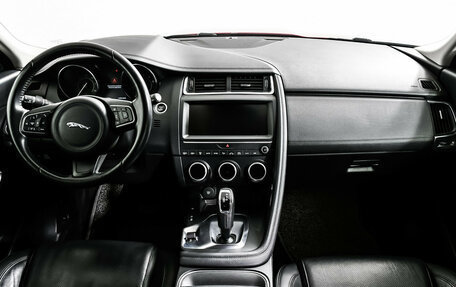 Jaguar E-Pace, 2018 год, 3 098 000 рублей, 11 фотография