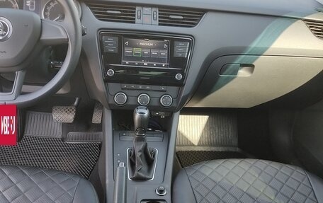 Skoda Octavia, 2019 год, 2 100 000 рублей, 15 фотография