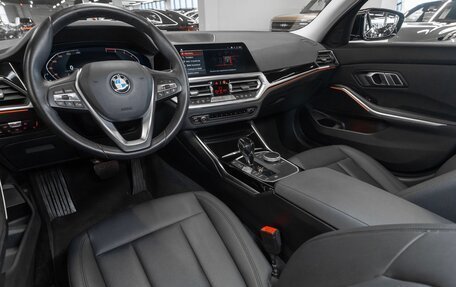 BMW 3 серия, 2020 год, 3 690 000 рублей, 9 фотография