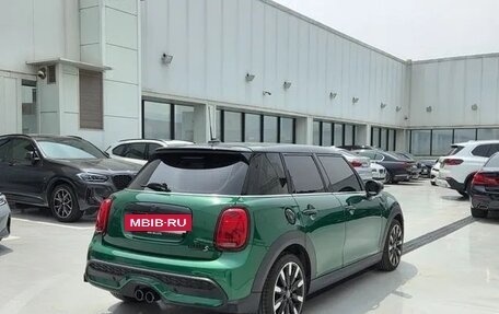MINI Hatch, 2022 год, 2 950 000 рублей, 2 фотография