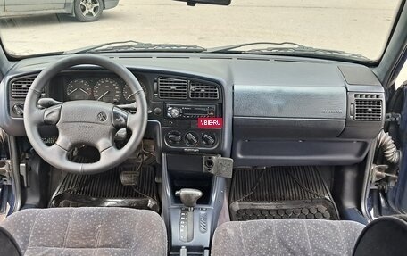 Volkswagen Passat B4, 1995 год, 235 000 рублей, 21 фотография