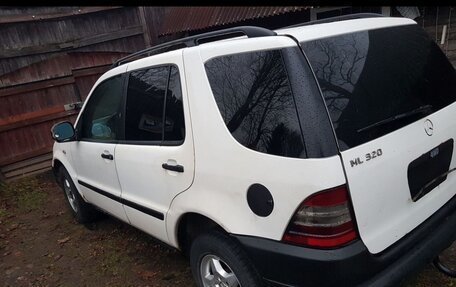Mercedes-Benz M-Класс, 1997 год, 285 000 рублей, 4 фотография