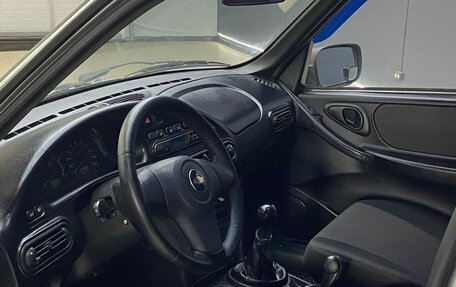 Chevrolet Niva I рестайлинг, 2011 год, 510 000 рублей, 7 фотография