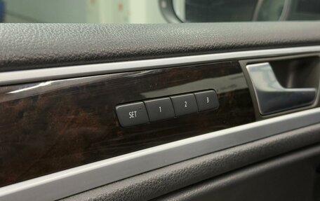 Volkswagen Touareg III, 2011 год, 2 290 000 рублей, 14 фотография
