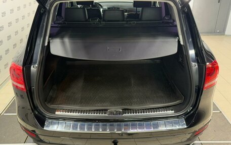 Volkswagen Touareg III, 2011 год, 2 290 000 рублей, 8 фотография