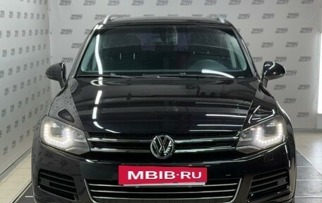 Volkswagen Touareg III, 2011 год, 2 290 000 рублей, 24 фотография