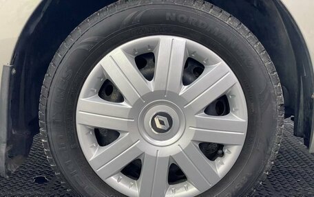 Renault Logan II, 2018 год, 899 000 рублей, 26 фотография