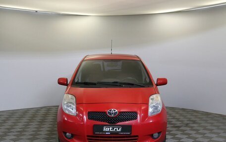 Toyota Yaris III рестайлинг, 2007 год, 499 000 рублей, 2 фотография