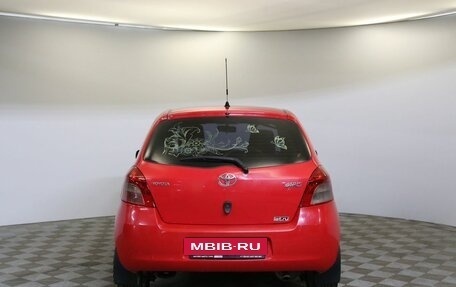 Toyota Yaris III рестайлинг, 2007 год, 499 000 рублей, 6 фотография