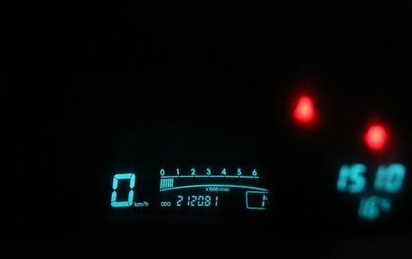 Toyota Yaris III рестайлинг, 2007 год, 499 000 рублей, 13 фотография
